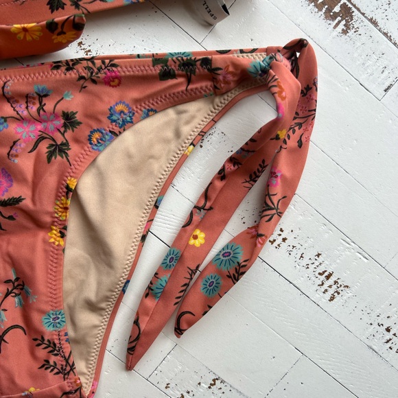 Spell posy bikini set - Picture 4 of 16